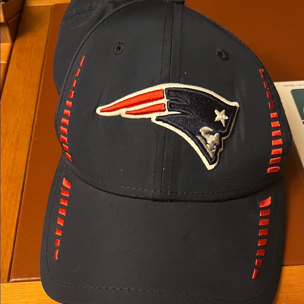 New Era Navy and Red Hat